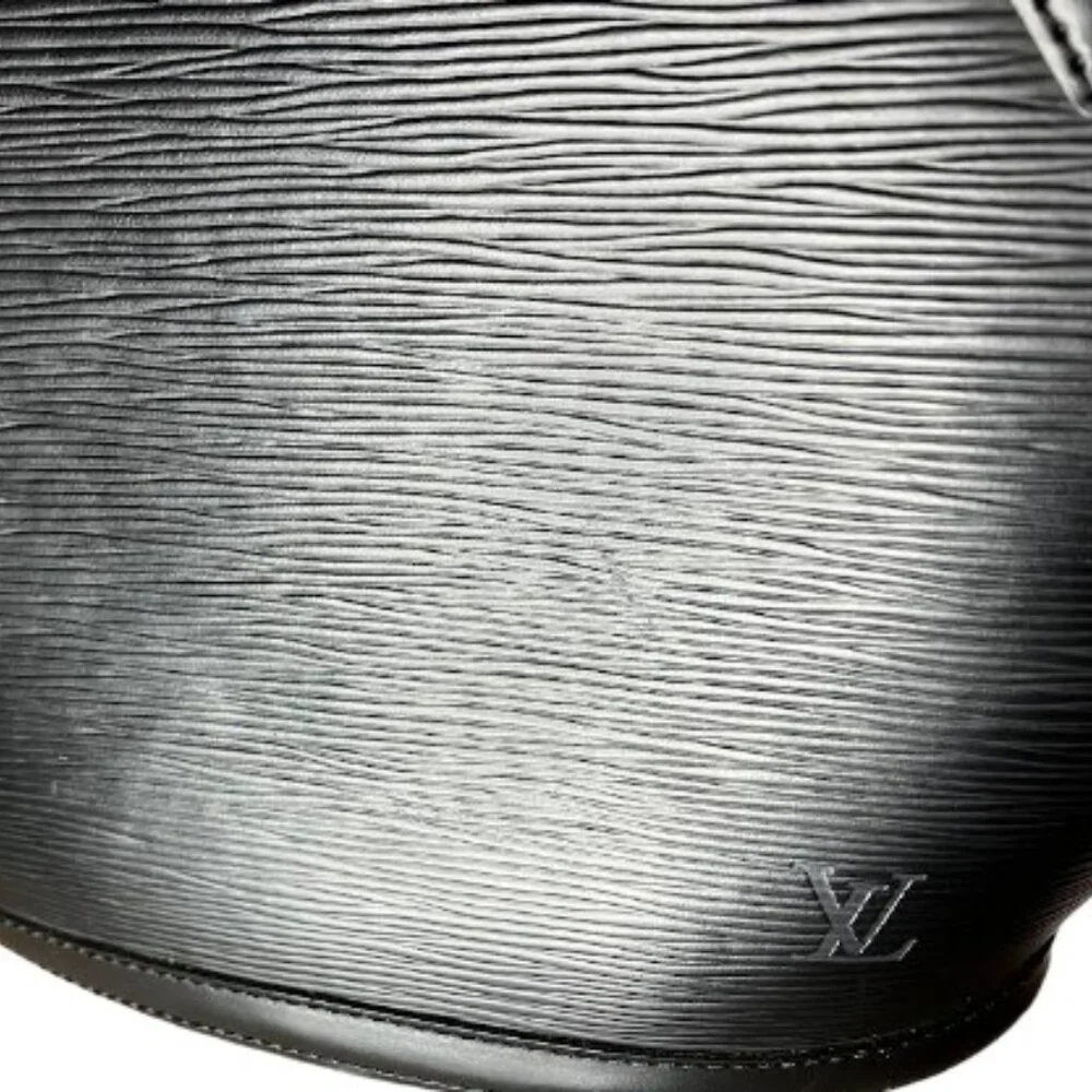 Louis Vuitton Epi Saint Jacques PM Vintage Handbag with COA Very Good Condition - Picture 9 of 15